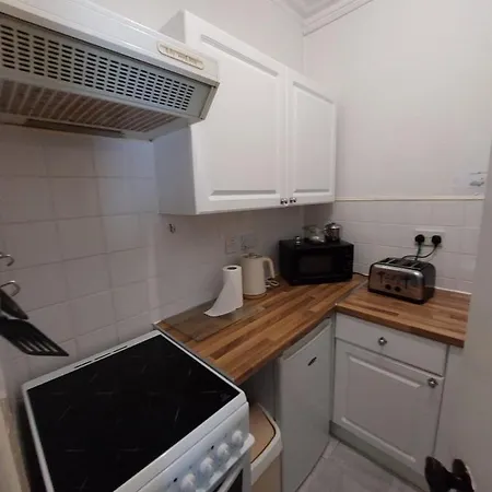 Captivating 1-Bed Apartment In Blackpool Exterior photo